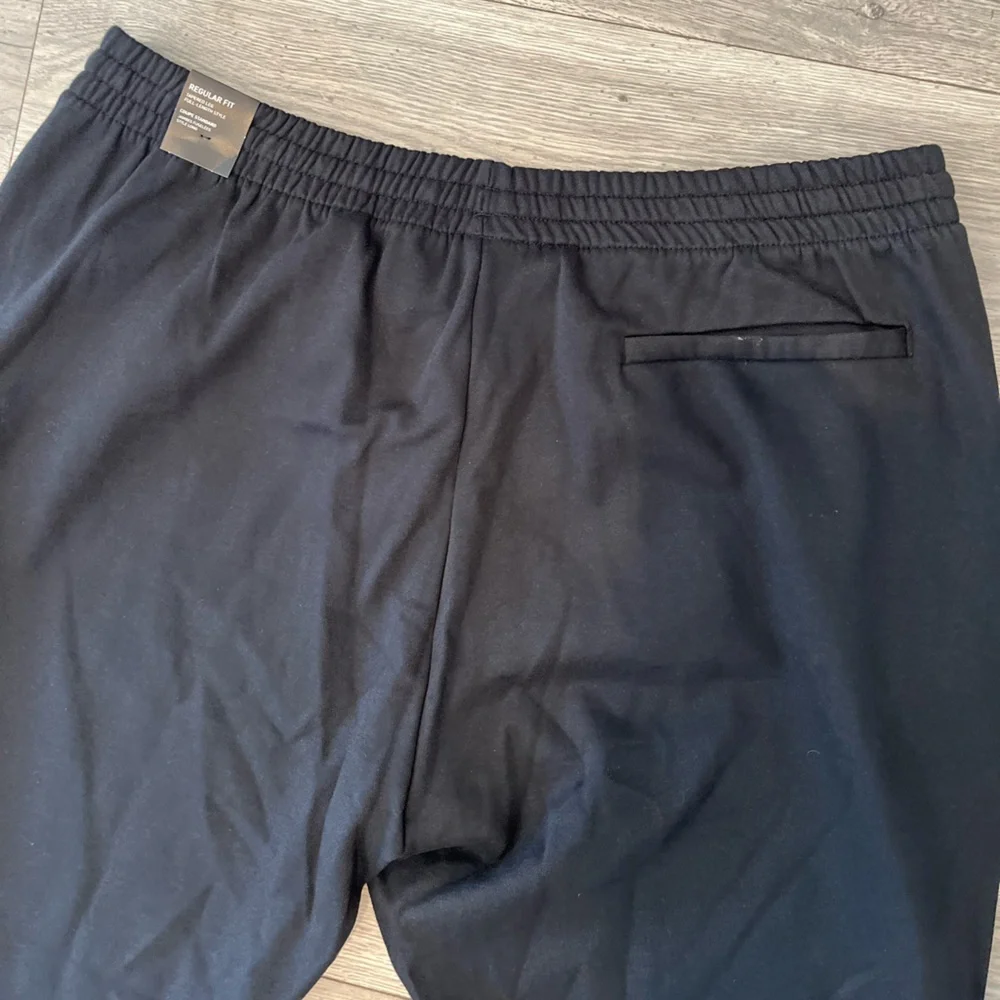 Adidas Men’s Essentials Regular Fit Jogger Feel Cozy Pants Tapered Leg Black 2XL